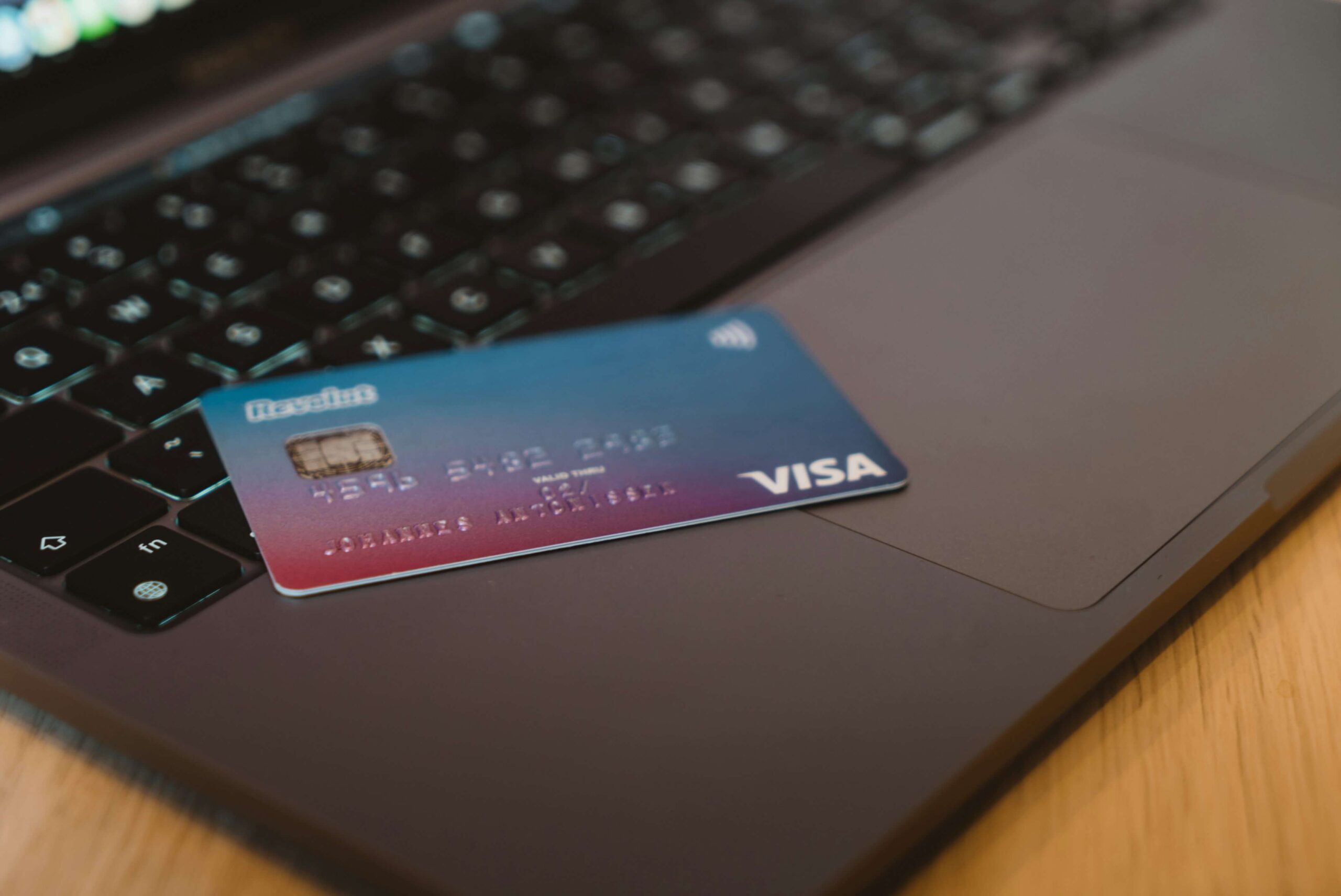 Credit card India rewards cashback hidden fees RBI rules salaried families 2026